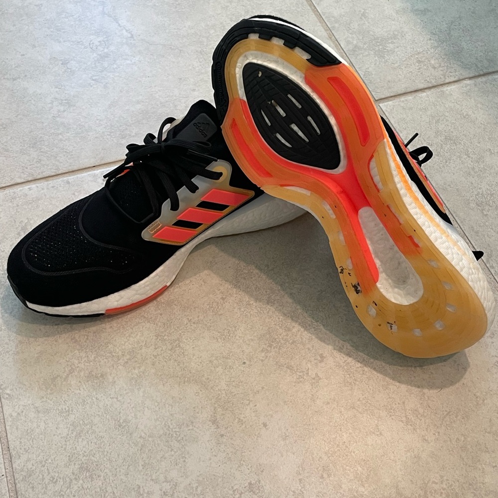 Adidas - Picture 3 of 5